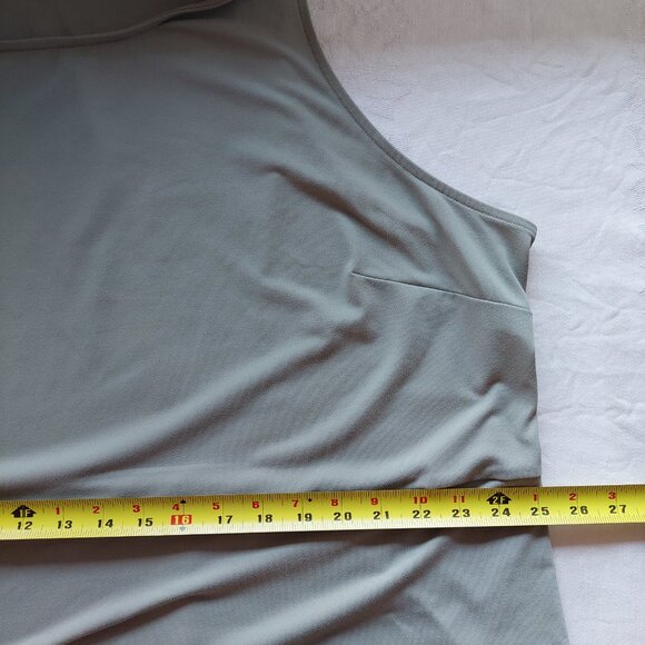 Eddie Bauer Women's Midi Dress In a Light Green/Sage, Size 3X - Picture 7 of 8